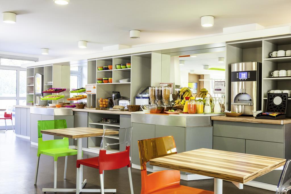Hotel Ibis Styles Paris Saint Ouen Exterior foto