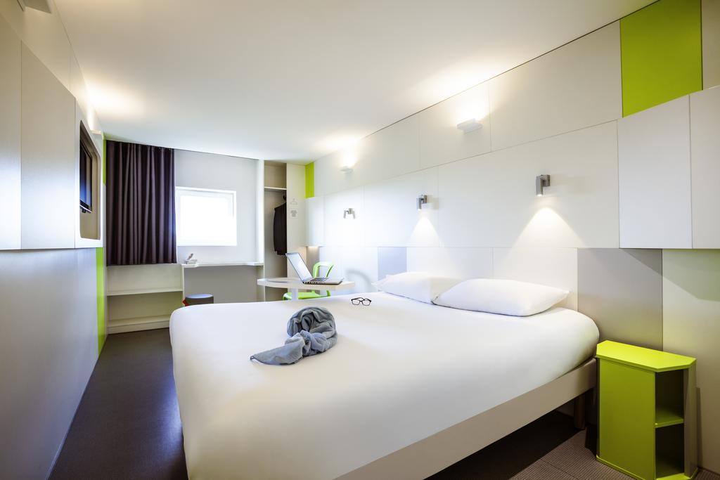 Hotel Ibis Styles Paris Saint Ouen Exterior foto