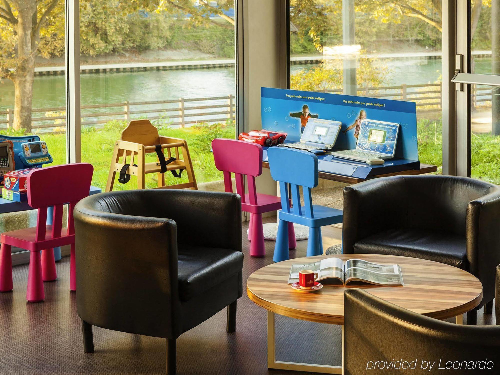 Hotel Ibis Styles Paris Saint Ouen Exterior foto